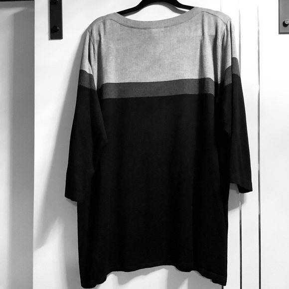 Plussize 3X grommet Grey/Black Stripe Sweater - Picture 2 of 7